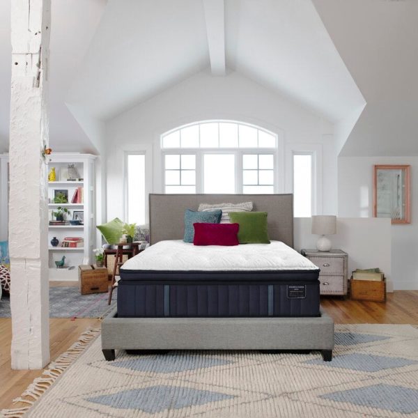 Stearns & Foster Estate 15  Firm Euro Pillowtop Mattres Queen(1330) For Sale